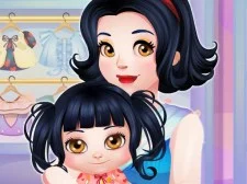 Snow White Being pregnant